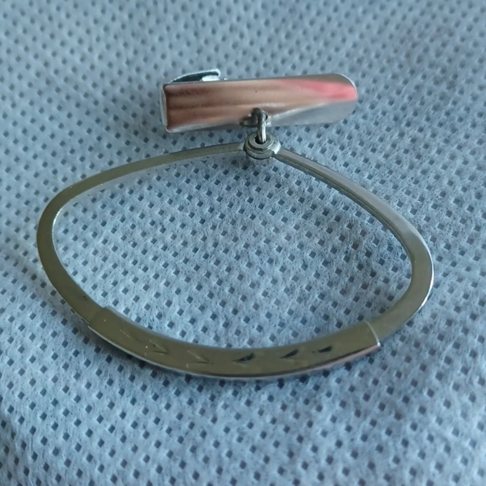 Vintage Anson Adjustable Tie Holder Ring with Clip, Silver Tone